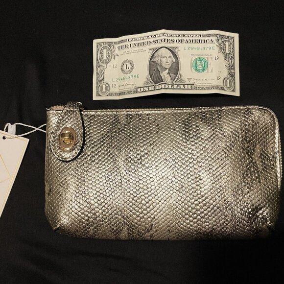 NEW Jen & Co Kendall Python Champagne Crossbody/Wristlet with Twist Lock Closure - Picture 4 of 10